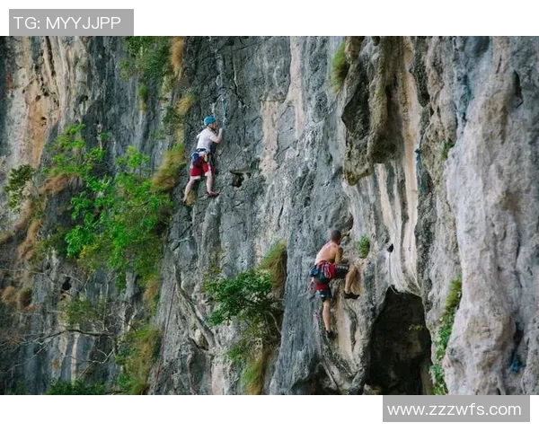 北京攀岩队勇攀高峰的极限运动嘉年华精彩历程揭秘