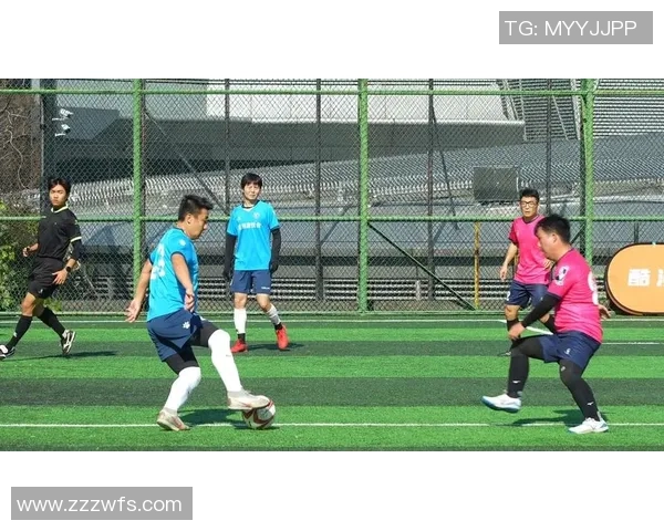 杭州足球队在最新足球状态排行榜中荣登第七名展现强劲实力与潜力 杭州足球队在最新足球状态排行榜中荣登第七名展现强劲实力与潜力